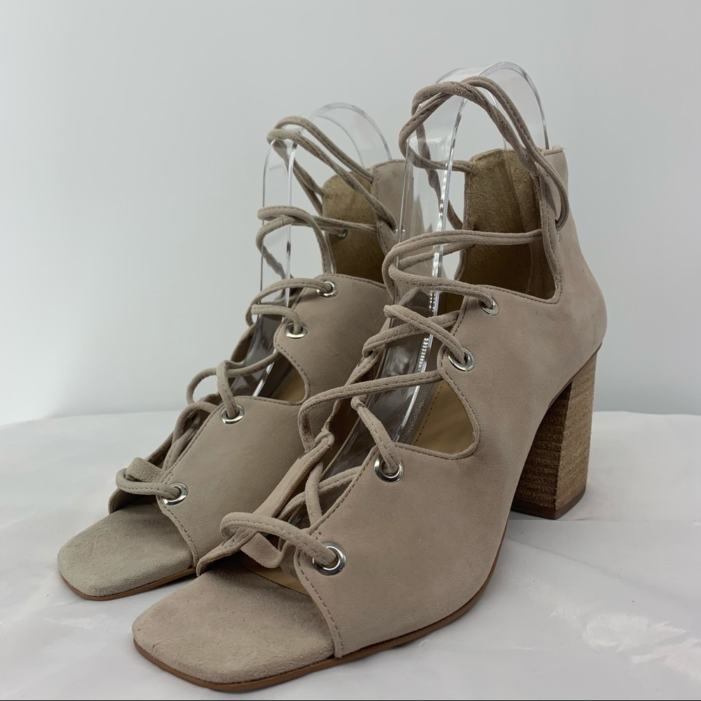 Vince Camuto Nahara Strappy Suede Sandal‎